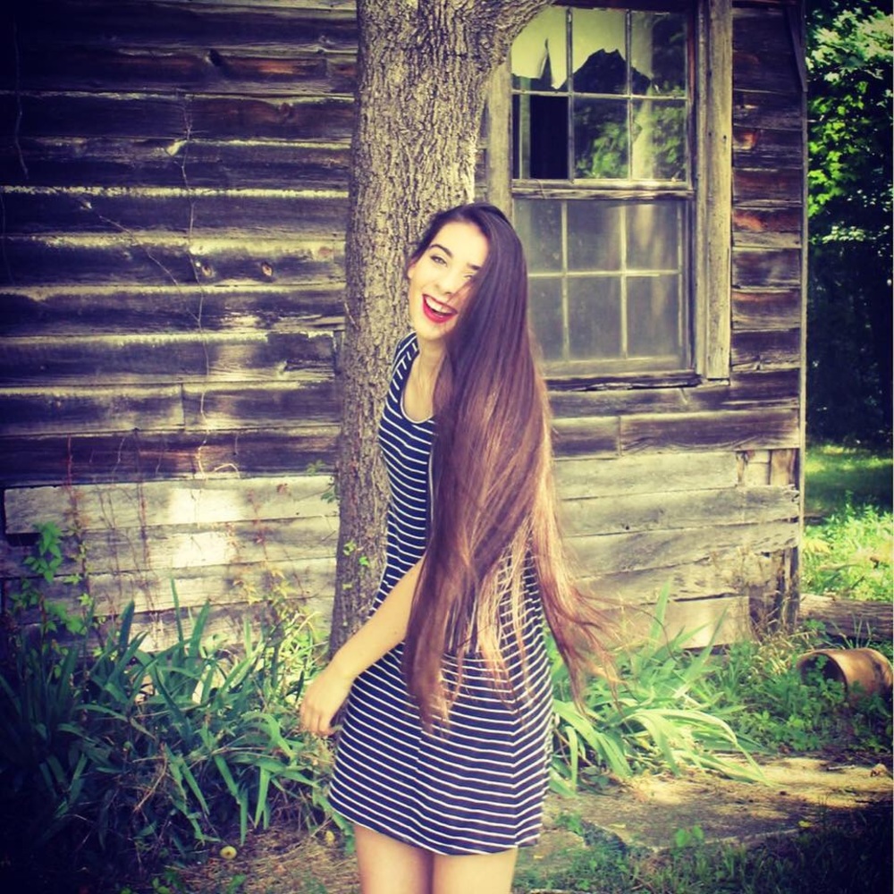 Meet your Posher, Hannah